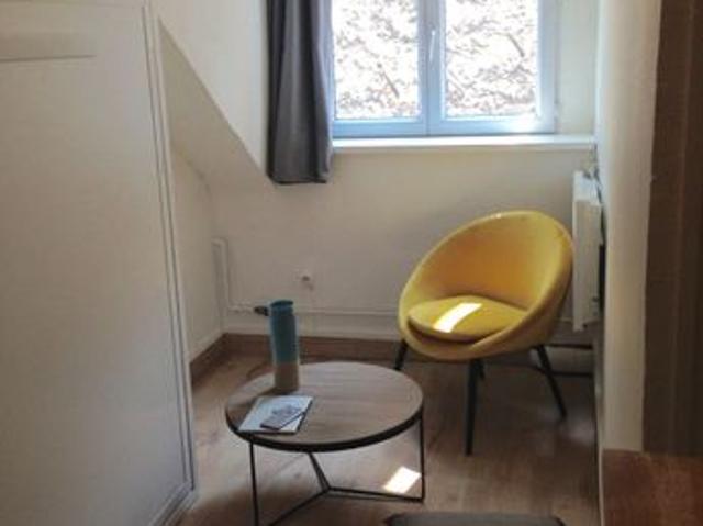 Studio clé en main vendu meublé et équipé