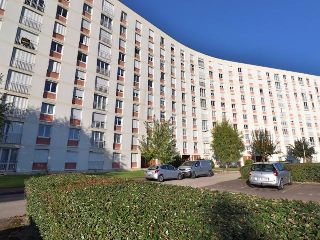APPARTEMENT T1 MEUBLE PROCHE CENTRE VILLE