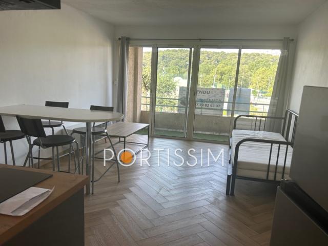 Studio / Villeneuve Loubet