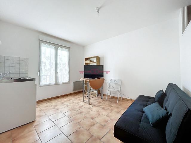 À VENDRE EN EXCLUSIVITÉ EN HYPER CENTRE D'ÉPERNAY TYPE 1 BI