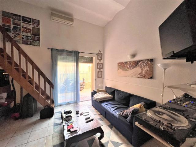 Appartement classique T1 avec mezzanine avec bonne rentabilité à