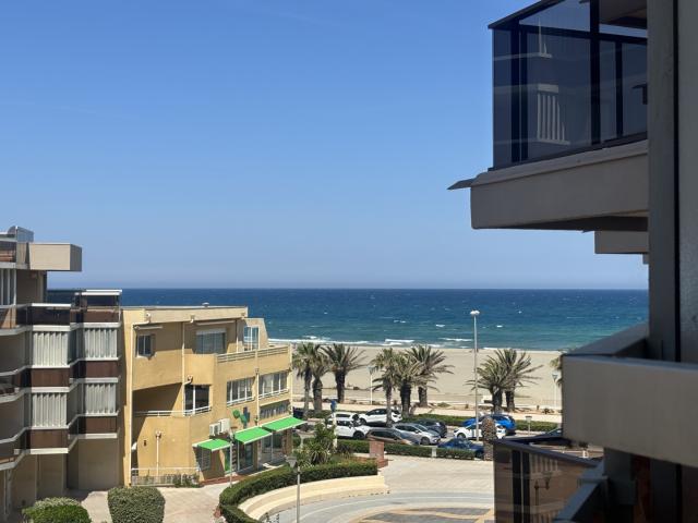 Appartement de type studio avec terrasse vue mer