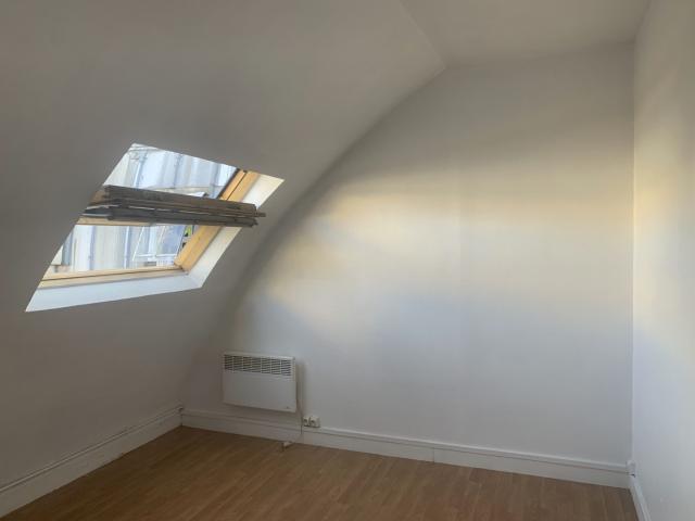Appartement 11 m2 Paris 9ème