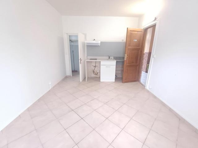 Studio à vendre ! Auneau Bleury Saint Symphorien