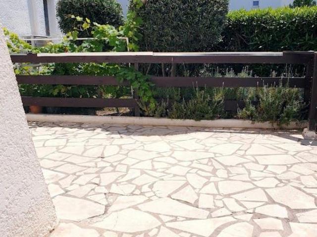Studio A Vendre avec une terrasse de 20 m² et place de stationnement