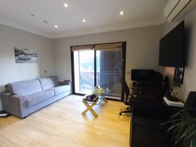 Aix en Provence, résidence sécurisée, studio 25 m², terrasse, pa