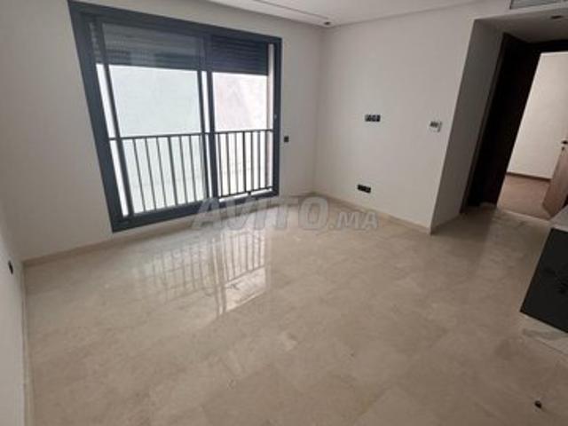 Studio a vendre princesse44 metres avec garage