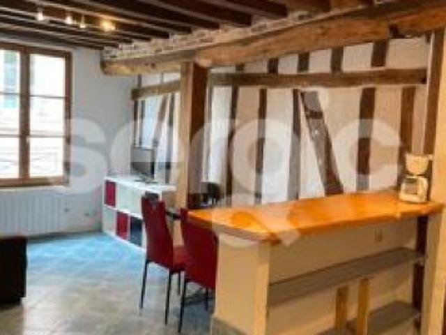 Studio à Compiegne à louer Locagestion, expert en gestion locative