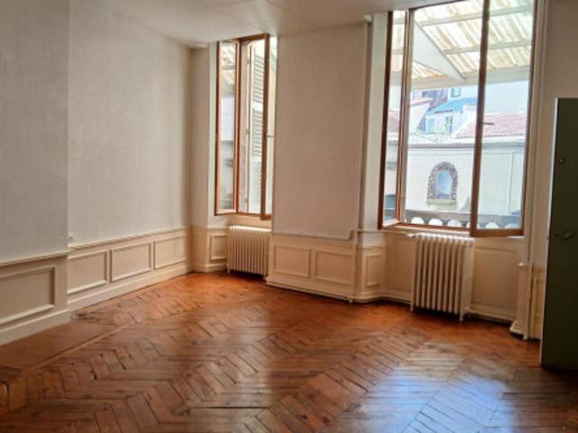 Studio à Clermont Ferrand à louer Locagestion, expert en gestion locative