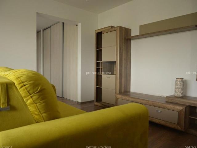 Studio, a doua inchiriere