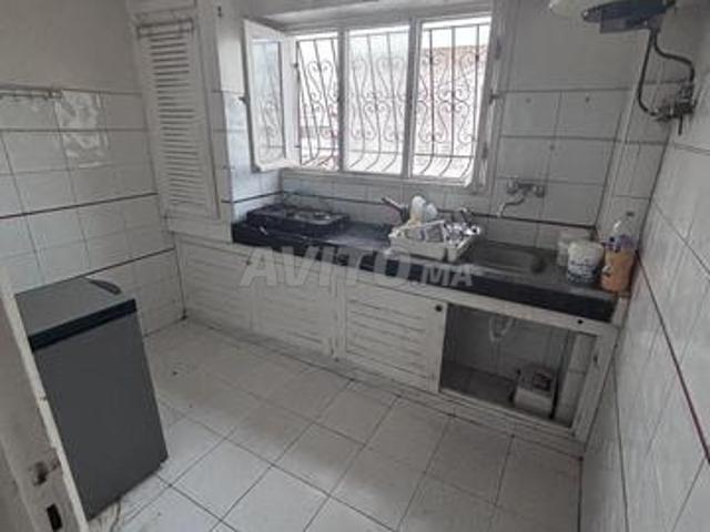 Studio à l'Immeuble Sabah avec Wifi gratuit