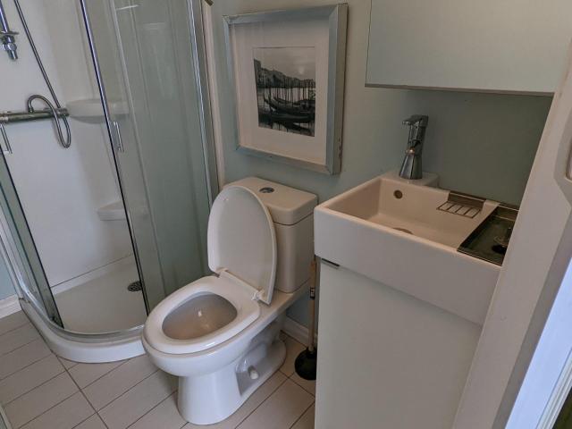 Studio à Louer 548 Rue King Est, Fleurimont Sherbrooke 4 photos | Logis Québec