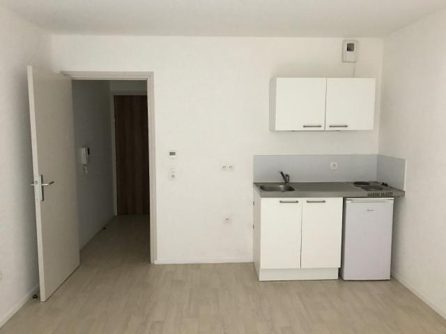 Studio à louer, 1 pièce Amiens 80000