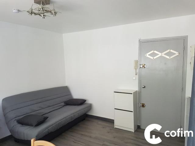 Studio à louer, 1 pièce PAU 64000