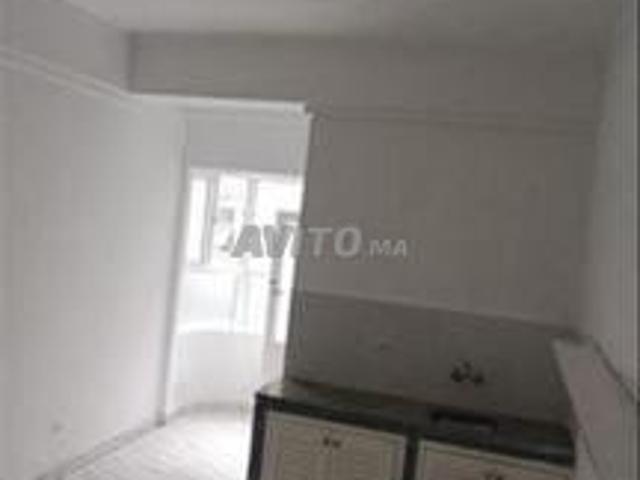 STUDIO à louer 27 m² à Rabat