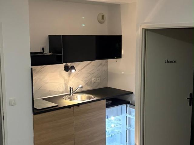 Studio à louer, 2 pièces Amiens 80000