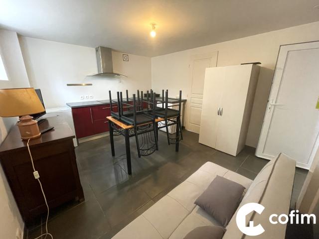 Studio à louer, 2 pièces Arudy 64260