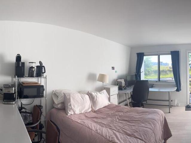 Studio à Louer 3 3066 rue des Châtelets, Sainte Foy/Sillery/Cap Rouge Québec 5 photos | Logis Québec