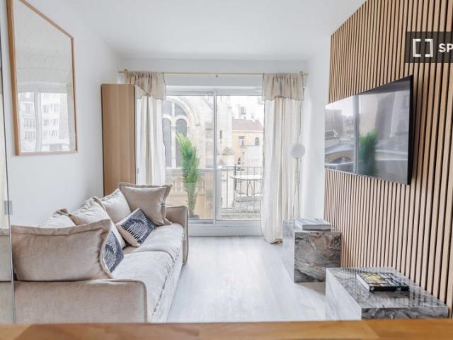 Studio à louer à Muette Nord, Paris