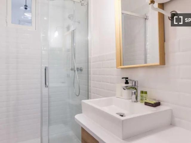 Studio à louer à Auteuil Nord, Paris