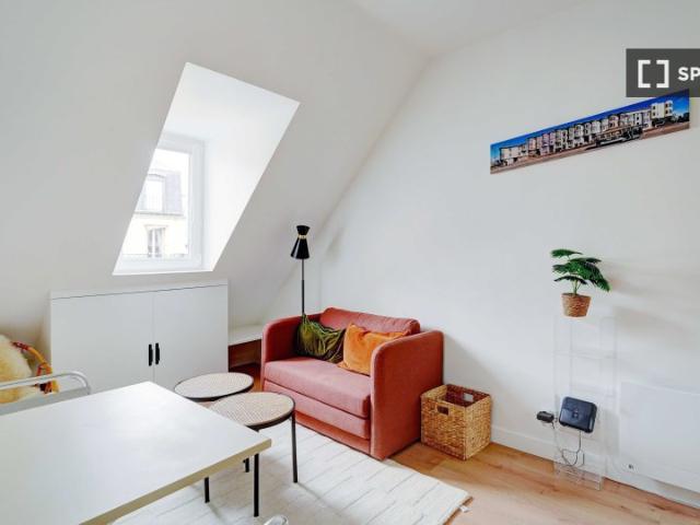 Studio à louer à Auteuil Sud, Paris
