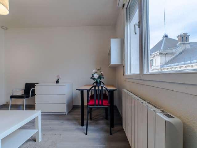 Studio à louer à Amandiers Ménilmontant, Paris