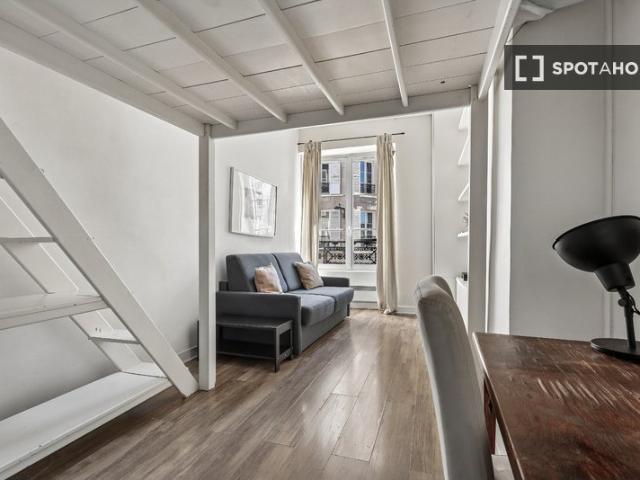 Studio à louer à Bastille Popincourt, Paris