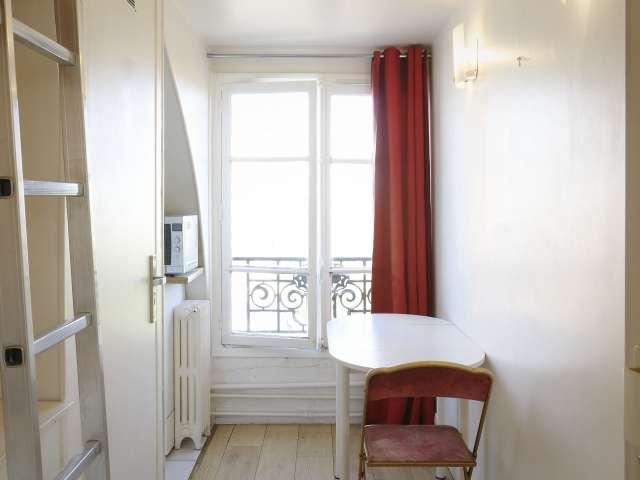 Studio à louer à Batignolles Monceau, Paris 17e