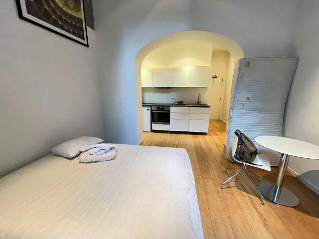 Studio à louer à Brussels, Rue des Commerçants