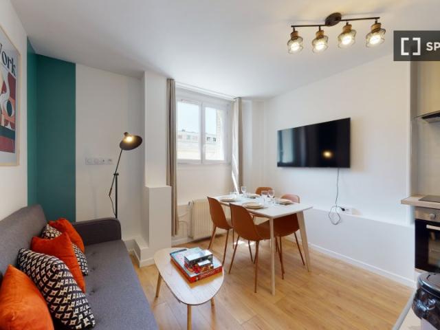 Studio à louer à Choisy le Roi, Paris