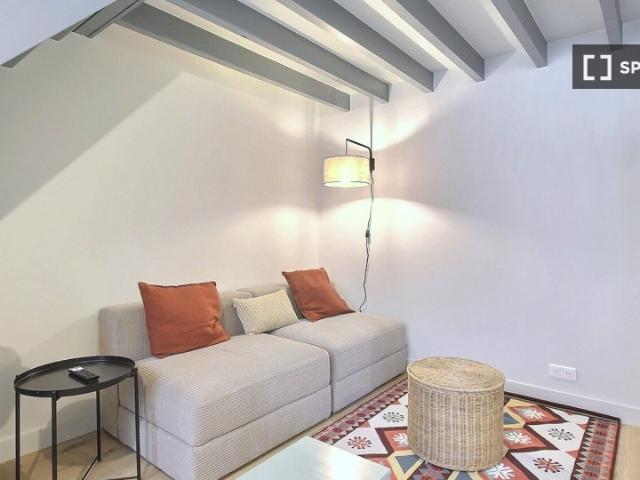 Studio à louer à Dupleix Motte Picquet, Paris