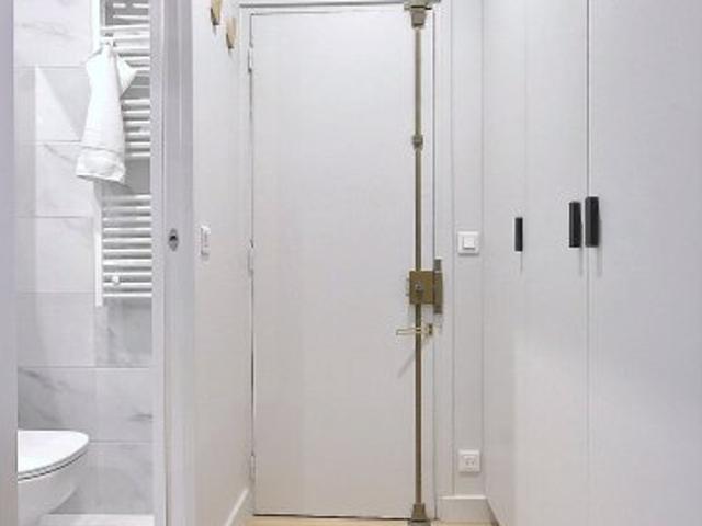 Studio à louer à Dupleix Motte Picquet, Paris
