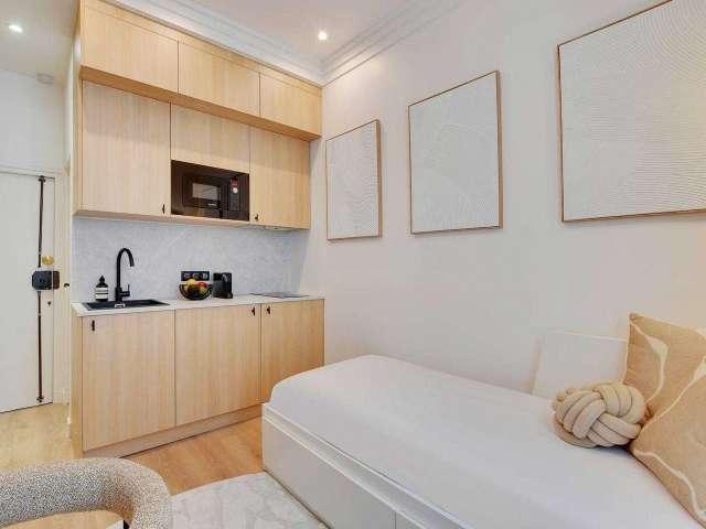 Studio à louer à Gaillon, Paris