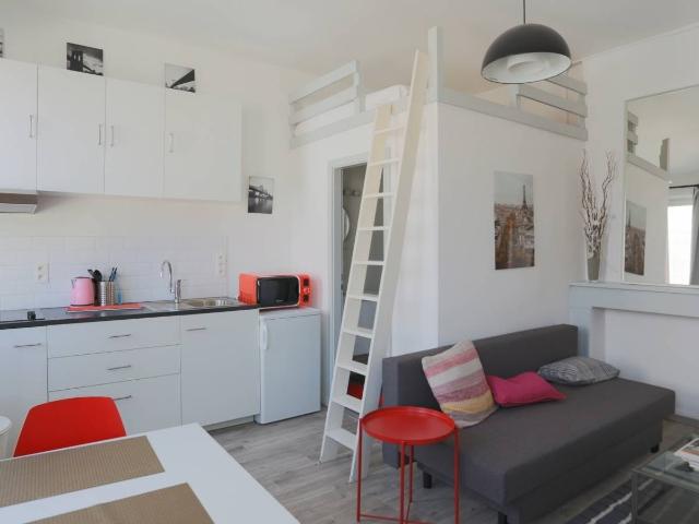Studio à louer à Ixelles, Rue Souveraine