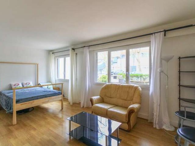 Studio à louer à Issy Les Moulineaux