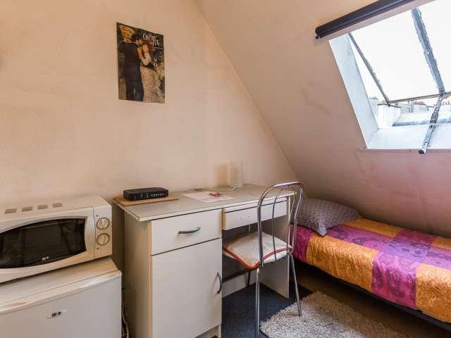 Studio à louer à Legendre Lévis, Paris