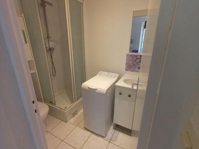 Studio à louer à Levallois