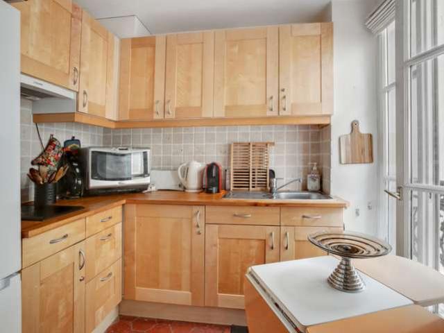 Studio à louer à l'Odéon, Paris
