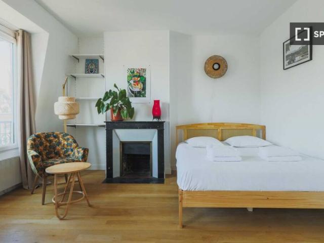 Studio à louer à Pernéty, Paris