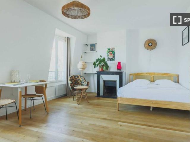 Studio à louer à Pernéty, Paris
