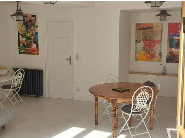 Studio à louer à Presles, Paris