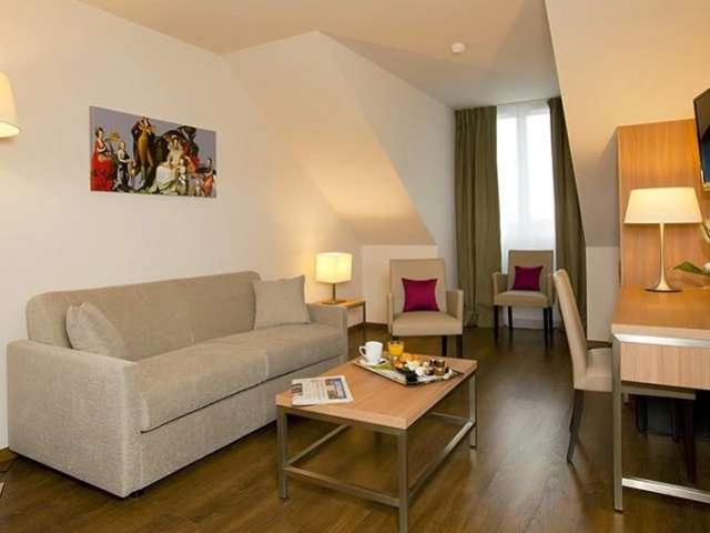 Studio à louer à Roissy en France
