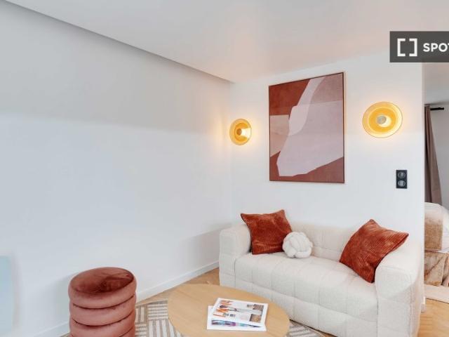 Studio à louer à Saint Augustin, Paris