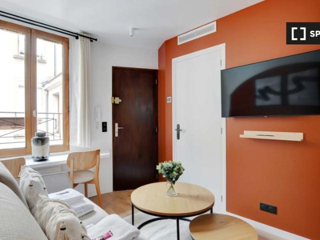 Studio à louer à Saint Cloud, Paris