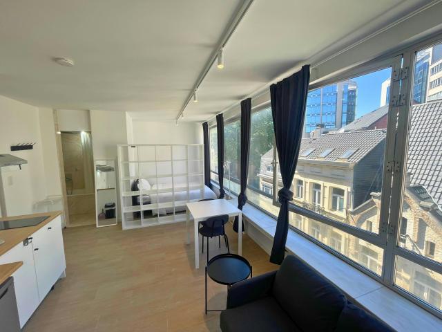 Studio à louer à Saint Gilles, Rue Jourdan