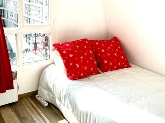 Studio à louer à Saint Placide, Paris