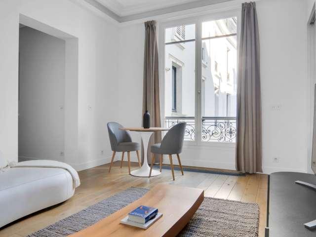Studio à louer au Triangle d'Or, Paris