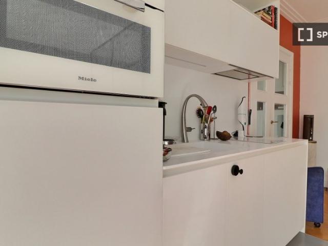 Studio à louer au Gros Caillou, Paris