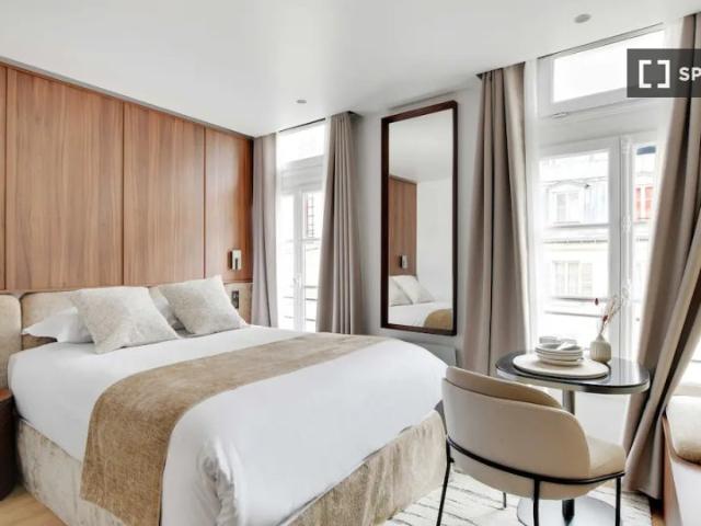Studio à louer au Gros Caillou, Paris