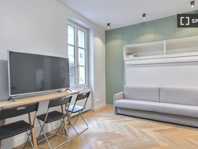 Studio à louer au Gros Caillou, Paris
